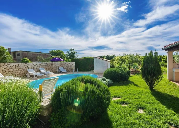 In Nin With Pool Near The Zaton (Zadar)